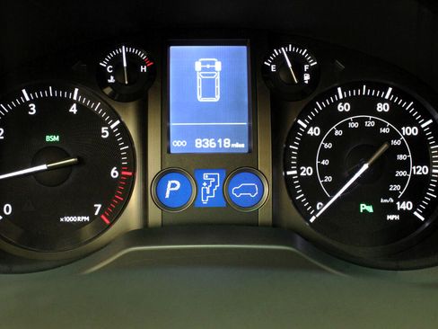 Used 2017 Lexus GX 460 Premium image 75