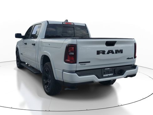 Used 2025 RAM 1500 Big Horn AWD/4WD image 5