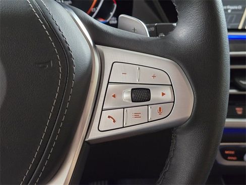 Used 2022 BMW X7 xDrive40i w/ Premium Package image 33