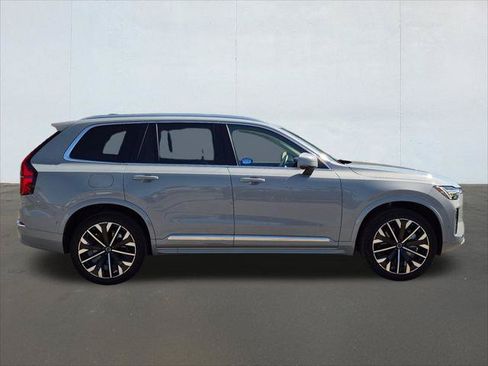 Used 2026 Volvo XC90 T8 Ultra w/ Protection Package Premier AWD/4WD image 4