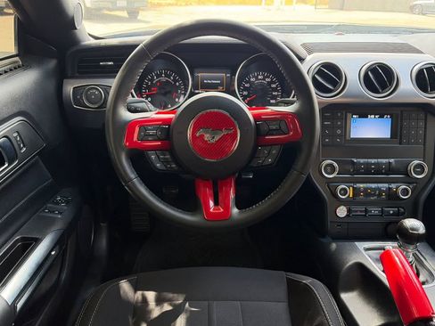 Used 2021 Ford Mustang GT RWD image 14