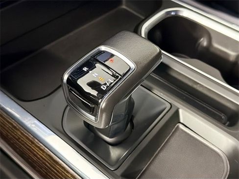 Used 2022 GMC Sierra 1500 Elevation w/ Preferred Package image 15