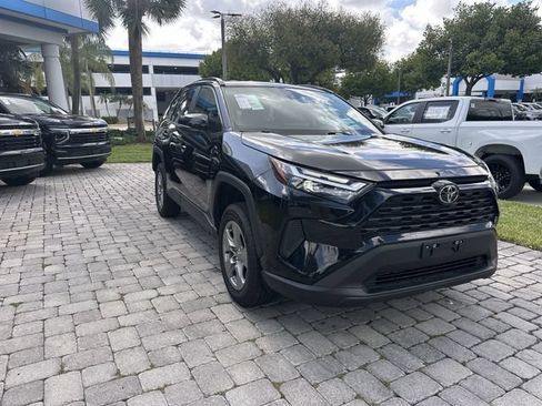 Used 2024 Toyota RAV4 XLE FWD image 17