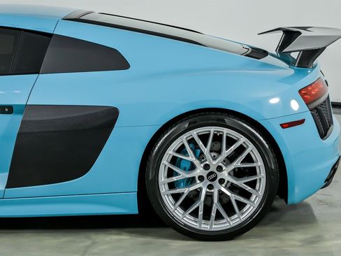 Used 2017 Audi R8 V10 image 9