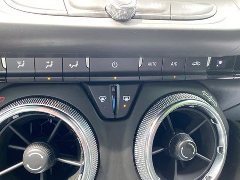 Used 2019 Chevrolet Camaro SS RWD image 18