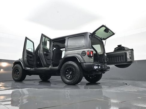 Used 2020 Jeep Wrangler Unlimited Sport S AWD/4WD image 30