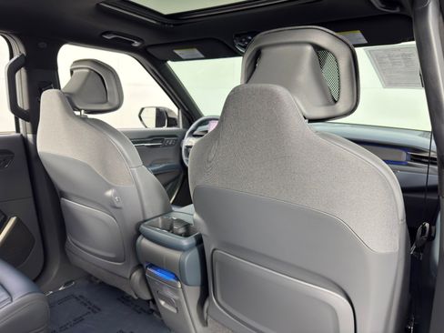 Used 2024 Kia EV9 GT-Line image 37