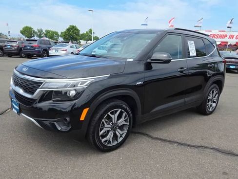 Used 2021 Kia Seltos EX AWD/4WD image 4