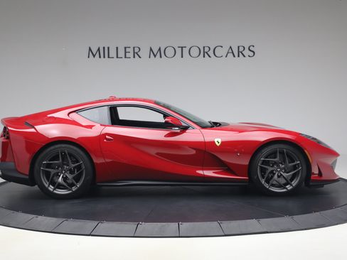 Certified 2018 Ferrari 812 Superfast RWD image 9
