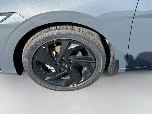 New 2026 Hyundai Elantra SEL Sport Premium FWD image 23