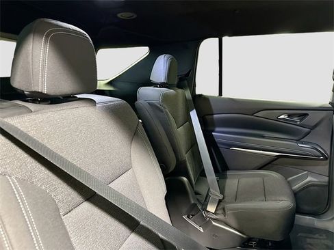 New 2026 Chevrolet Traverse LT w/ LPO, Floor Liner Package image 32
