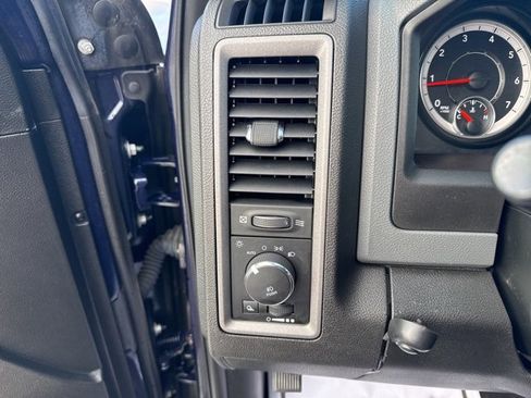 Used 2019 RAM 1500 Express w/ Express Value Package image 17