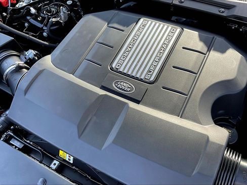 New 2026 Land Rover Defender 110 X-Dynamic SE AWD/4WD image 16