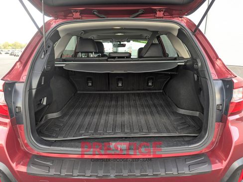 Used 2018 Subaru Outback 2.5i Limited image 9