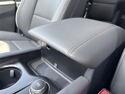 New 2025 Ford Explorer Active w/ Active Comfort Package image 21