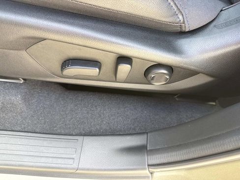 Used 2025 Subaru Forester Premium w/ Convenience Package #1 image 24