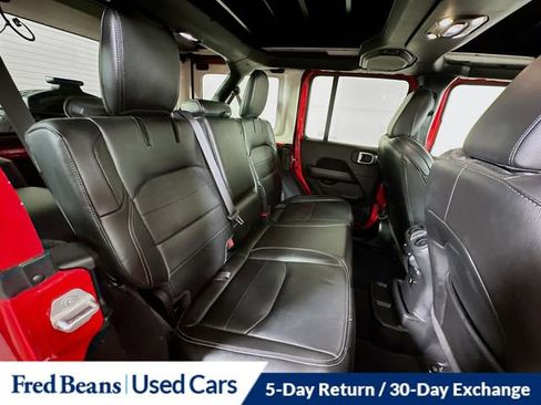 Used 2022 Jeep Wrangler Unlimited Sahara w/ Cold Weather Group AWD/4WD image 29