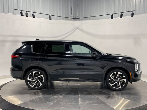 Used 2024 Mitsubishi Outlander SEL image 10