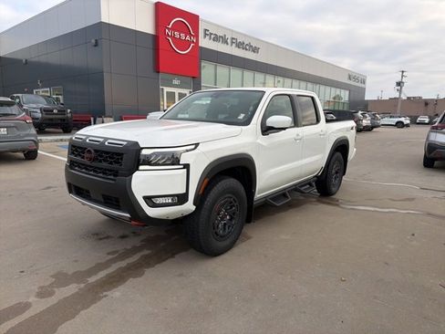 New 2026 Nissan Frontier PRO-4X w/ Pro-4x Convenience Package image 1