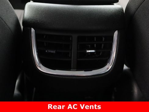 Used 2024 Chevrolet Malibu LT image 29