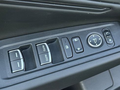 Certified 2024 Honda Accord EX-L image 12