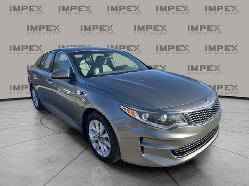 Used 2016 Kia Optima EX FWD image 7