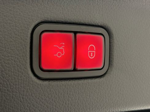 New 2026 Mercedes-Benz S 580 4MATIC Sedan image 26