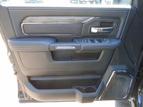 New 2025 RAM 2500 Limited image 6