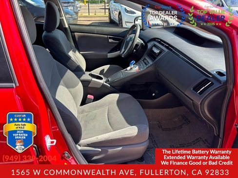 Used 2013 Toyota Prius FWD image 18