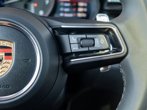 Used 2026 Porsche Macan image 24