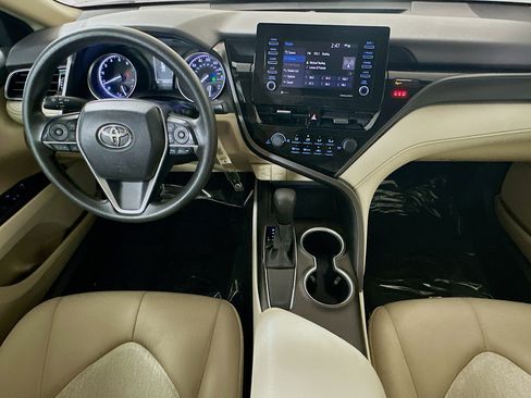 Used 2021 Toyota Camry LE FWD image 26