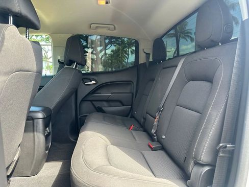 Used 2020 Chevrolet Colorado LT w/ Safety Package image 11