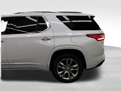 Used 2021 Chevrolet Traverse High Country image 22