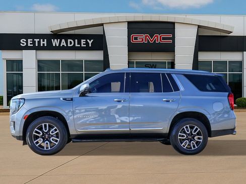 Used 2023 GMC Yukon Denali image 4