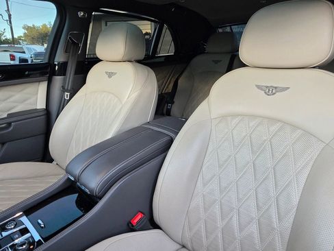 Used 2020 Bentley Mulsanne image 15
