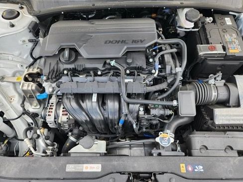 Used 2026 Hyundai Elantra Sport FWD image 32