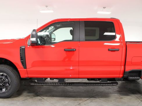 New 2026 Ford F250 XL image 5