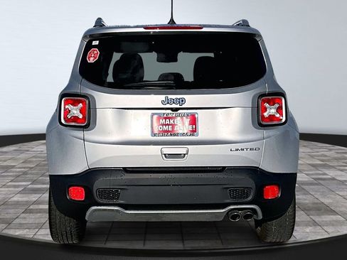 Used 2018 Jeep Renegade Limited w/ UConnect 8.4 Nav Group image 23