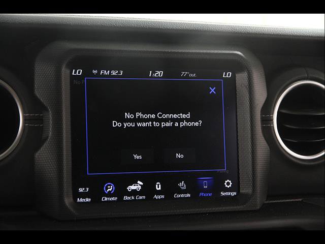 Used 2022 Jeep Wrangler Unlimited Sahara w/ Cold Weather Group AWD/4WD image 13