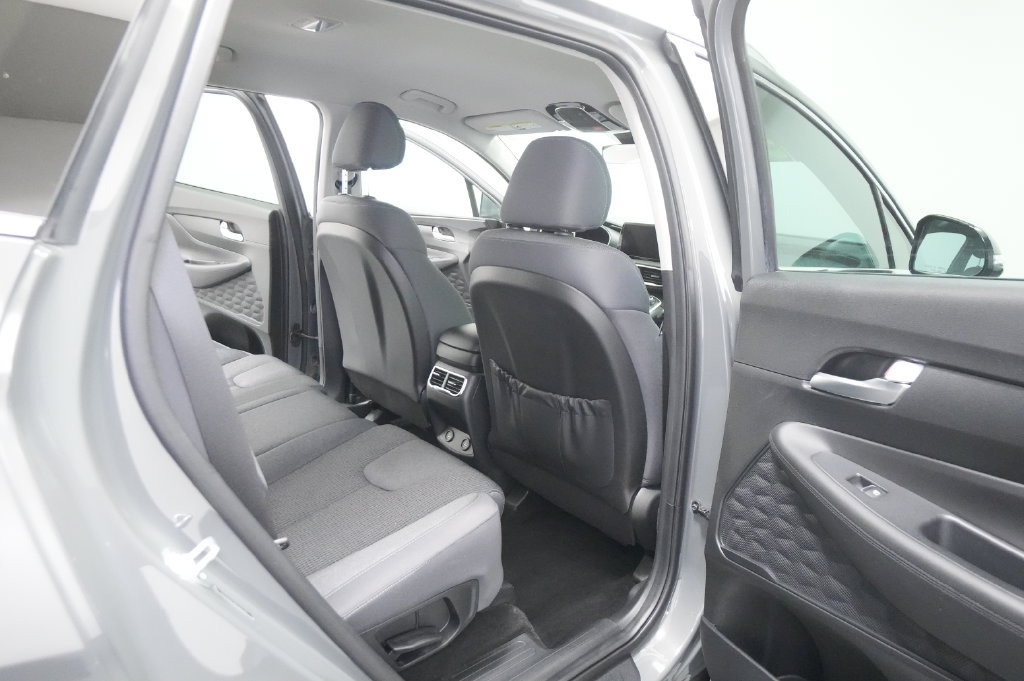 Used 2023 Hyundai Santa Fe SEL AWD/4WD image 24