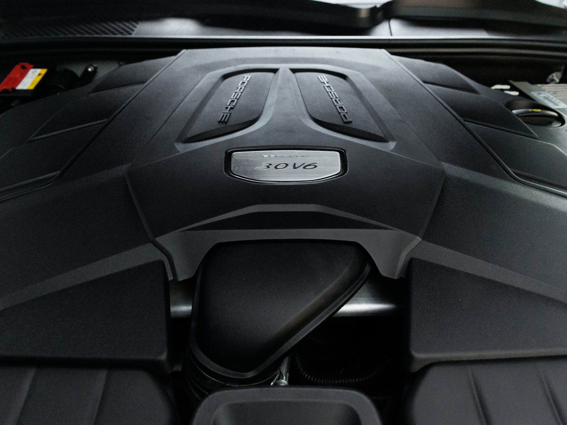 Certified 2020 Porsche Cayenne AWD/4WD image 38