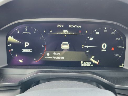 New 2025 Mitsubishi Outlander SE image 16