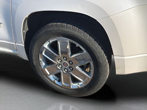 Used 2016 GMC Acadia Denali AWD/4WD image 21
