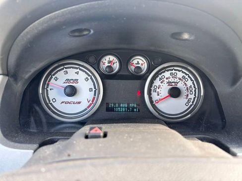 Used 2010 Ford Focus SEL image 7