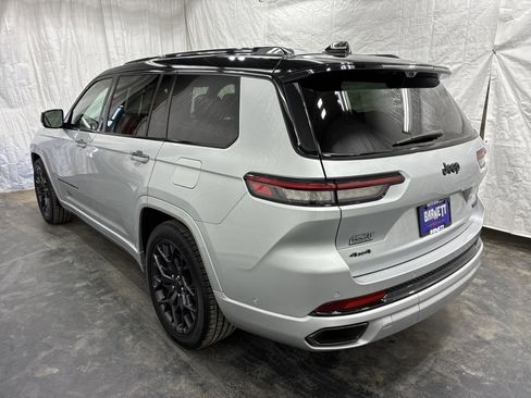 Used 2025 Jeep Grand Cherokee L Summit AWD/4WD image 6