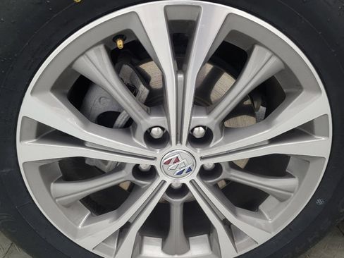 Used 2022 Buick Envision Preferred image 31