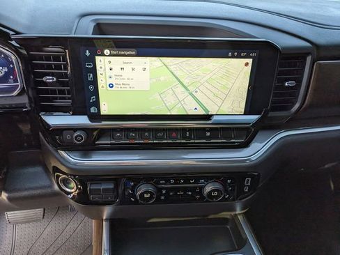 Certified 2025 Chevrolet Silverado 1500 High Country AWD/4WD image 23