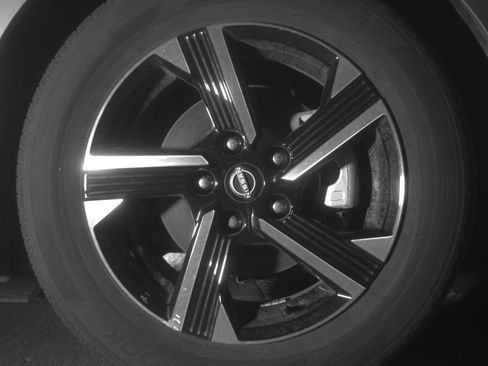 Used 2025 Nissan Sentra SV image 13