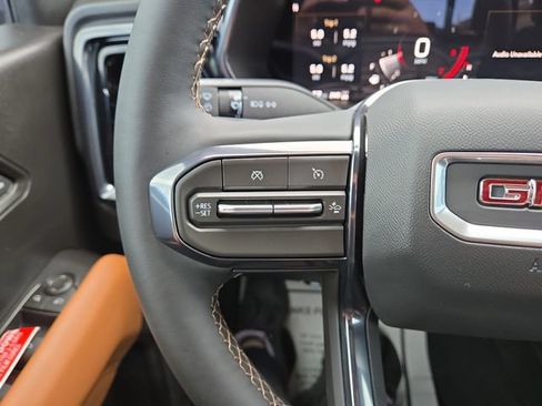 New 2026 GMC Canyon AT4 w/ Technology Plus Package AWD/4WD image 17