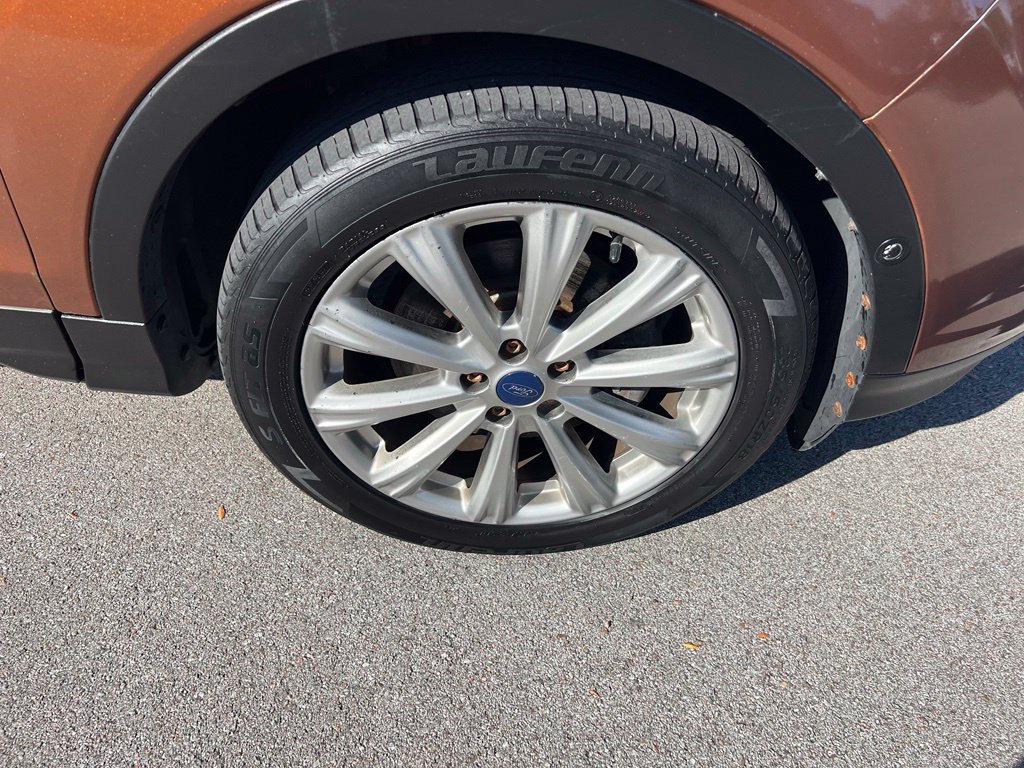 Used 2017 Ford Escape Titanium w/ Canadian Touring Package AWD/4WD image 11